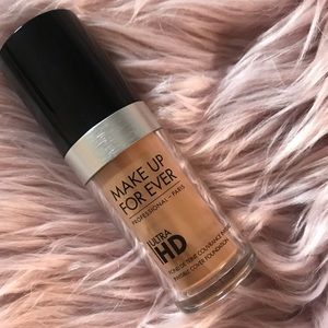 Makeup Forever HD Foundation